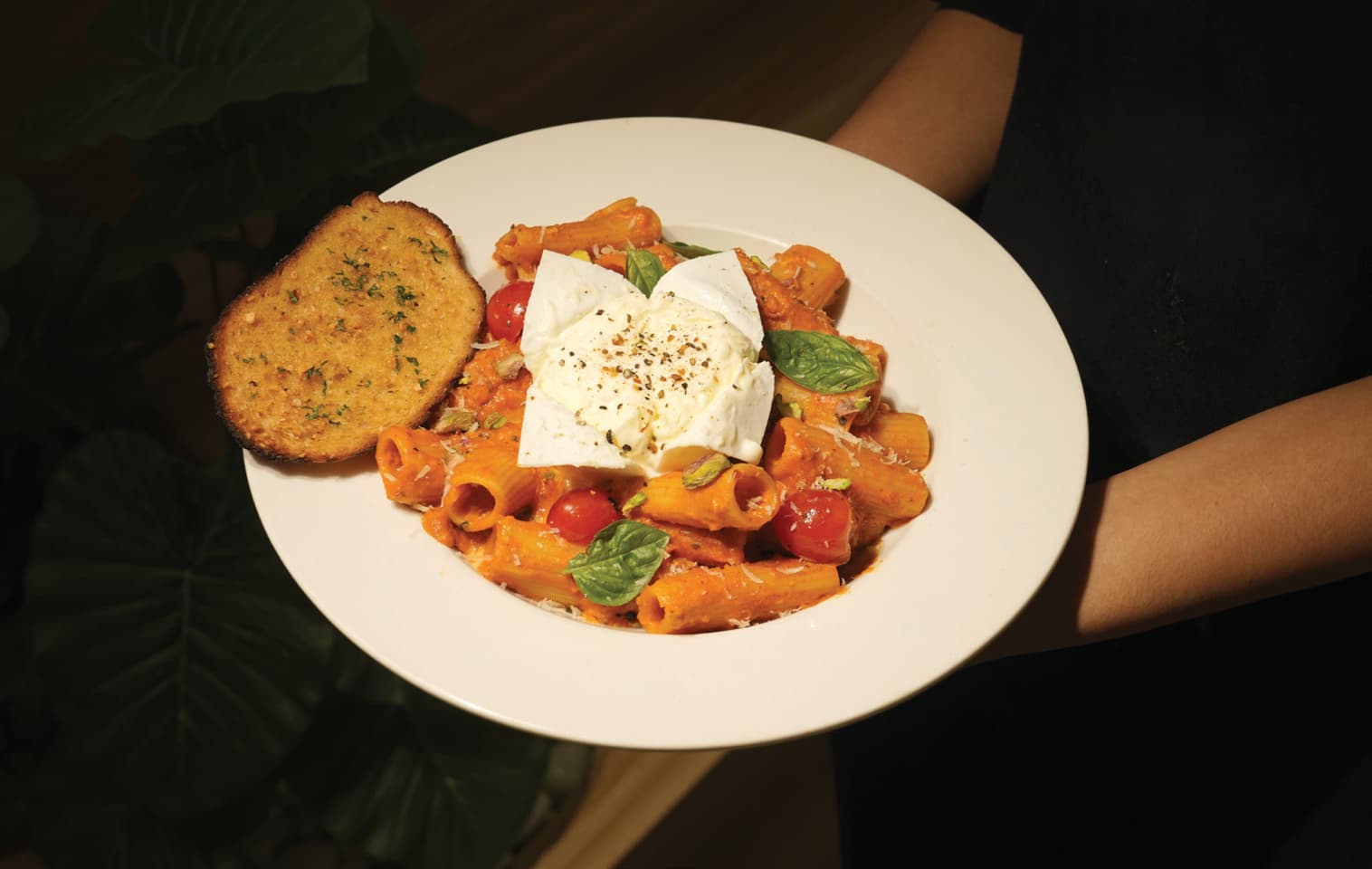 Burrata al Pistachio Arrabbiata
